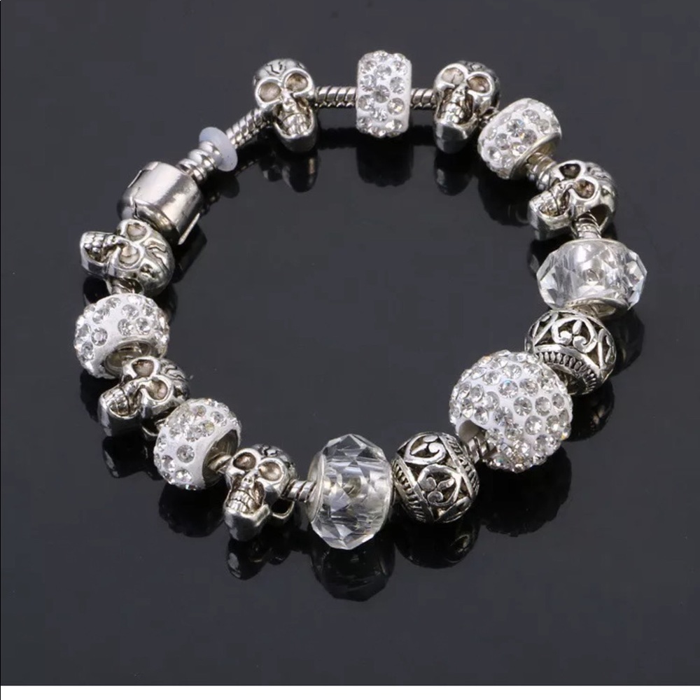 Women’s 925 Silver White bracelet with skulls New